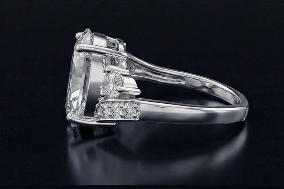 Imperial Oval Glow Ring